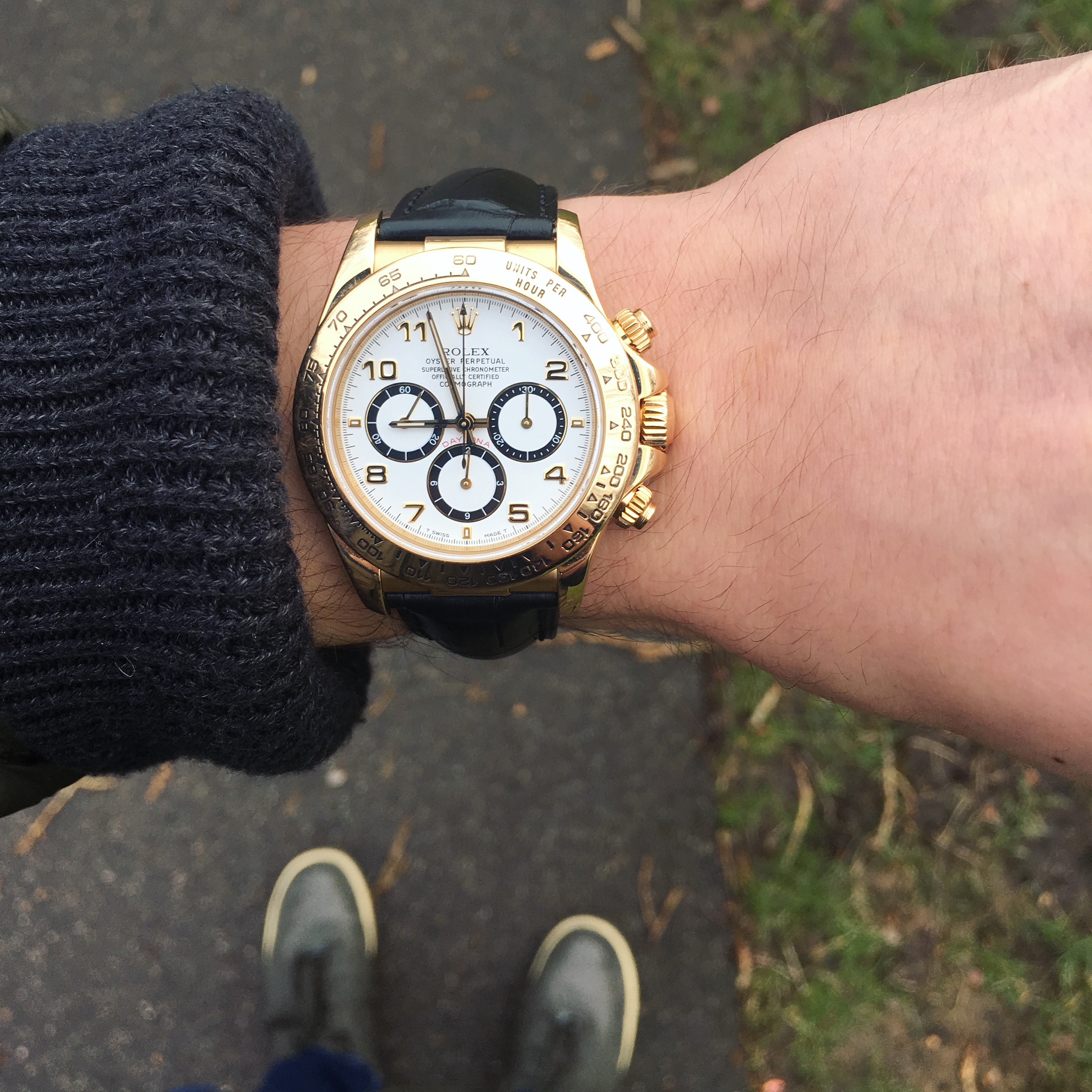 Two weeks with a solid gold Rolex watch as daily wearer